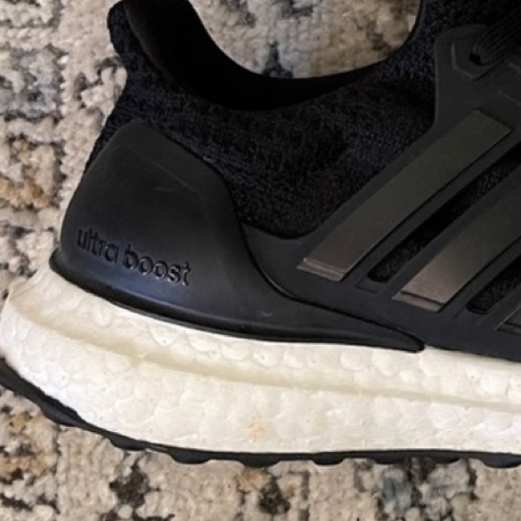 Adidas Ultraboost - Picture 14 of 14